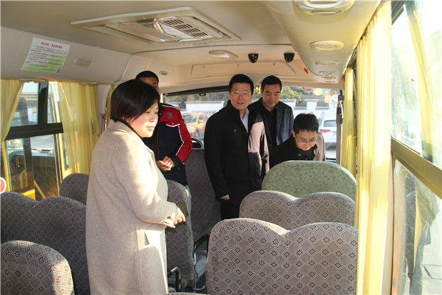 巡查校車公司 (20).JPG