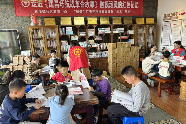 35e1576e9bb590a3063202b60c9ad71_副本.jpg